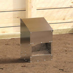 Futterspender Hühner 3 kg – 21 x 16 x 33 cm, Stahl – Silber